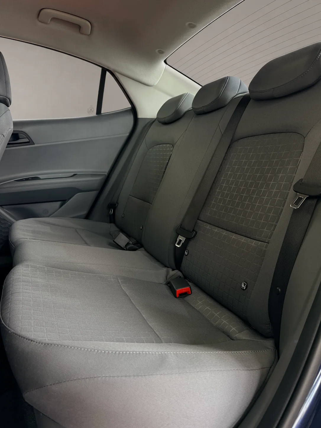 Hyundai HB20S 1.0 Comfort Plus Turbo - foto 13