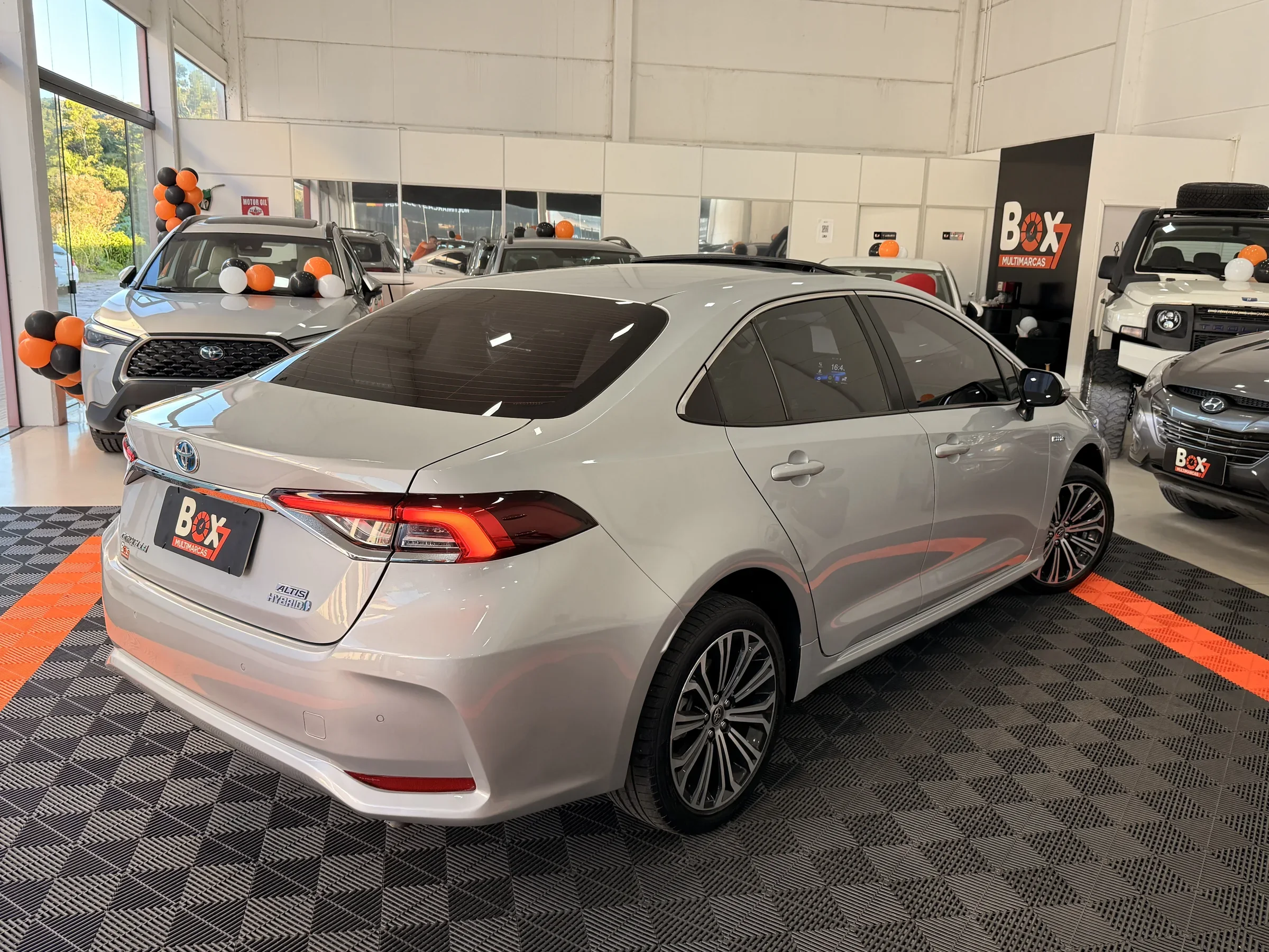 Toyota Corolla Altis Premium Hybrid 1.8 - foto 4