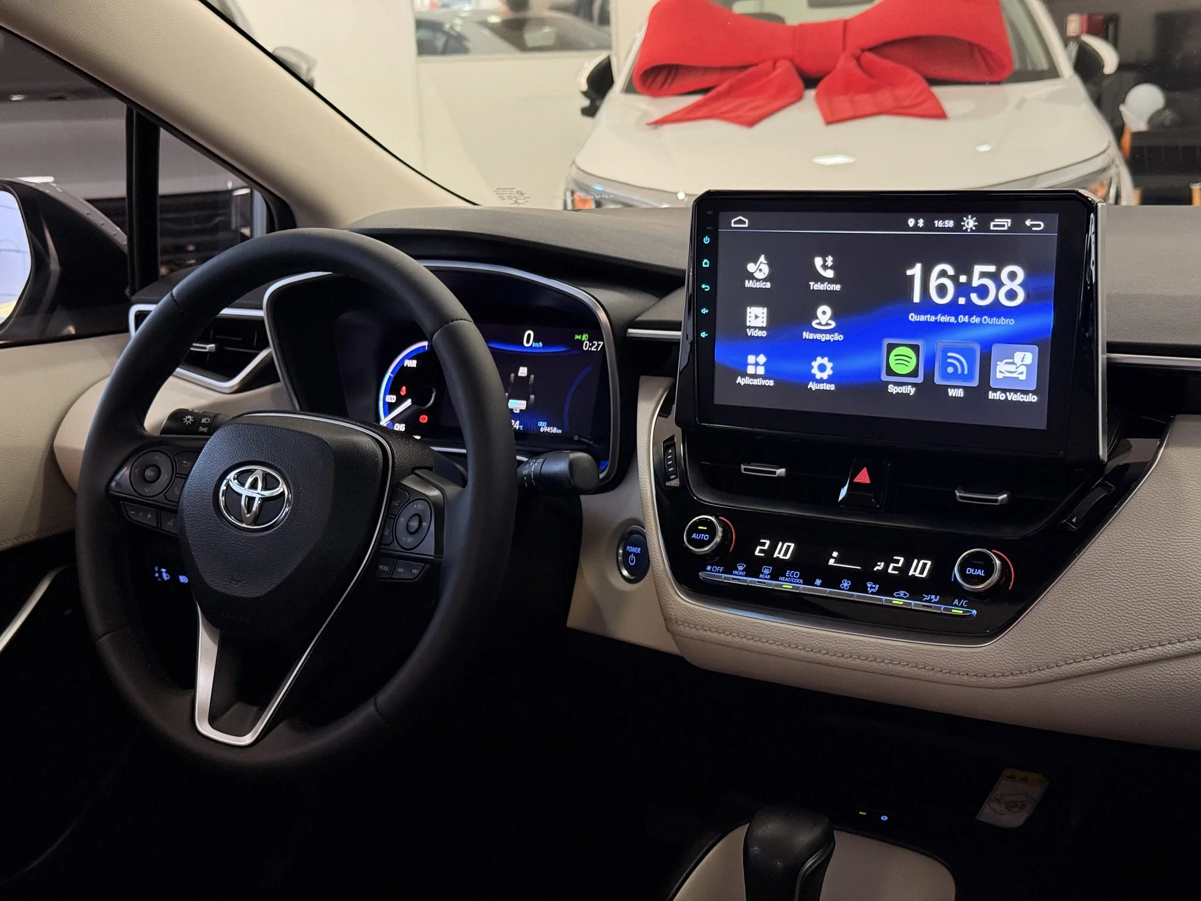 Toyota Corolla Altis Premium Hybrid 1.8 - foto 19