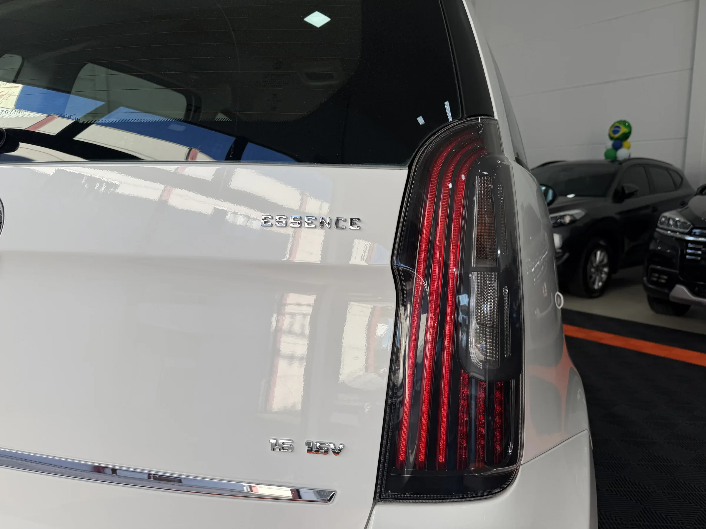 Fiat Idea Essence 1.6 - foto 7