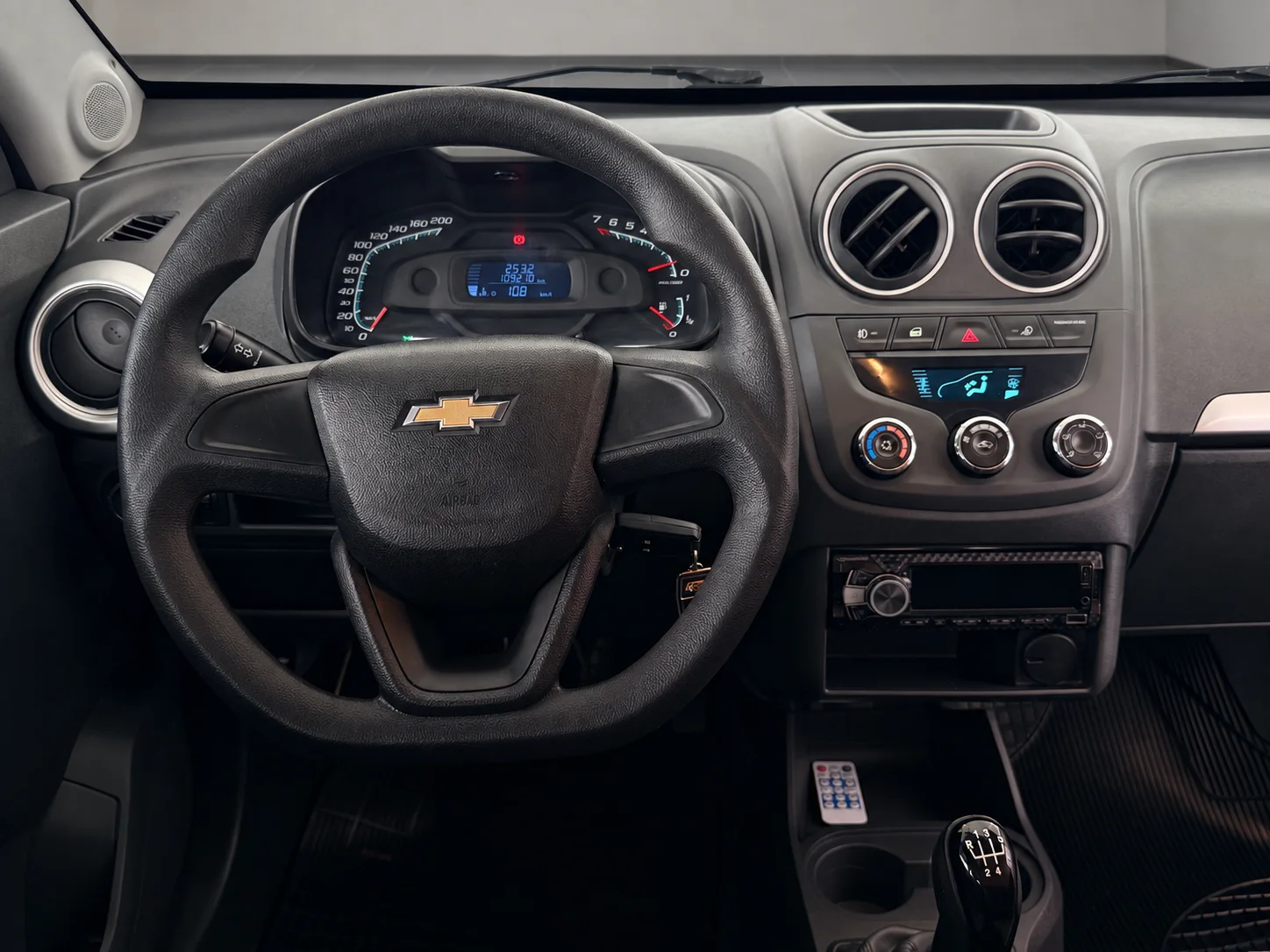 Chevrolet Montana 1.4 LS - foto 7