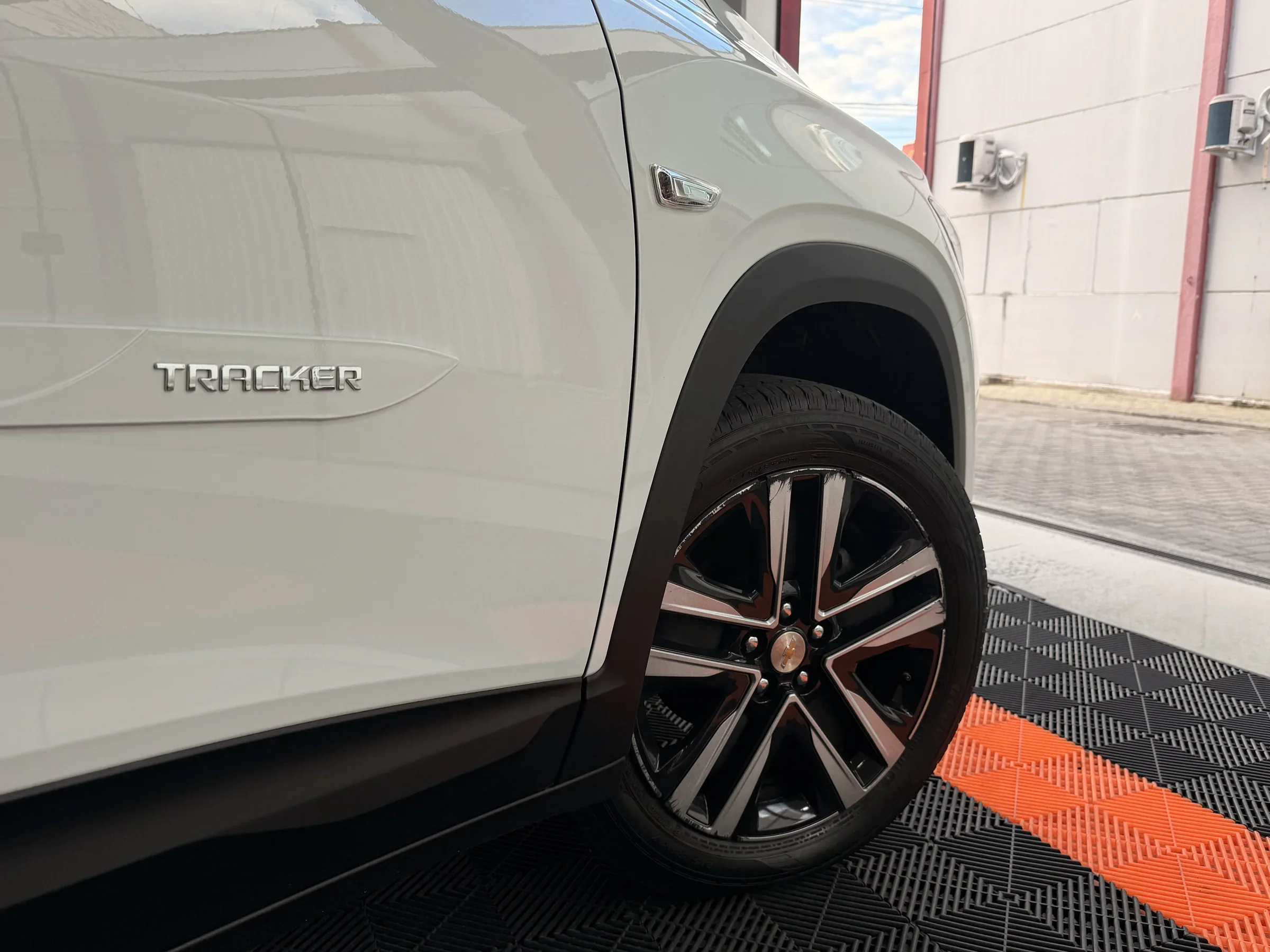 Chevrolet Tracker LT 1.0 Turbo - foto 4