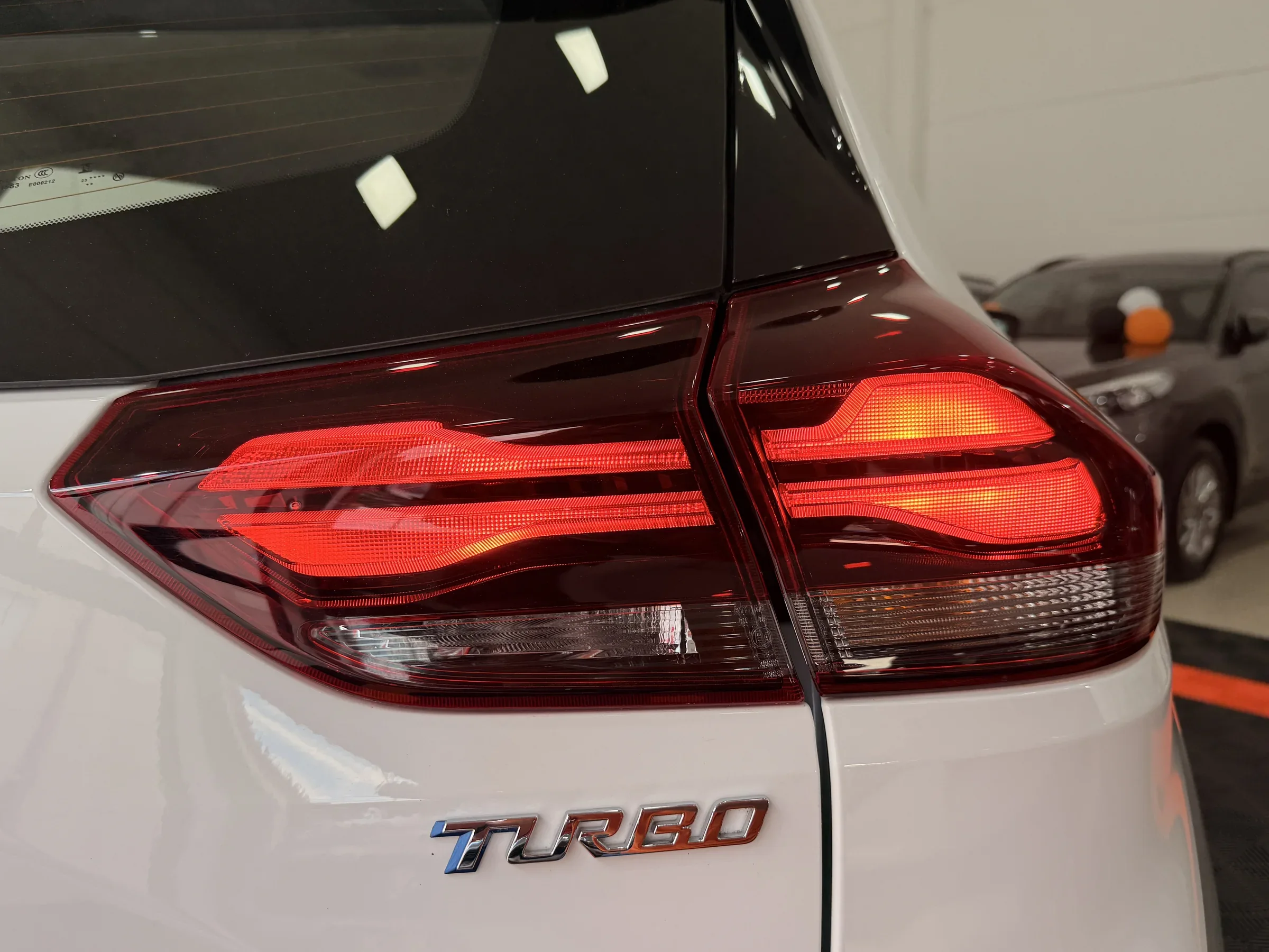 Chevrolet Tracker LT 1.0 Turbo - foto 8