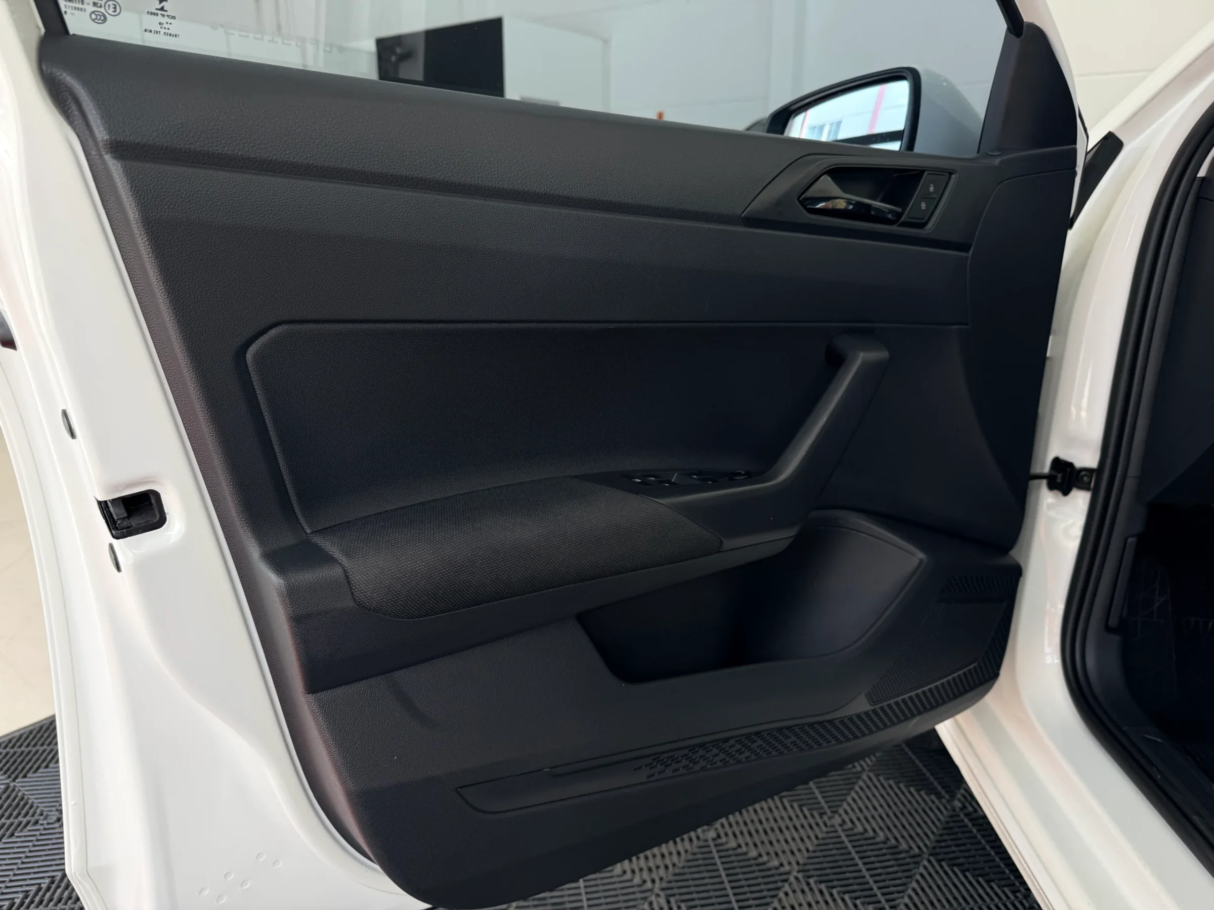 Volkswagen Polo MPI - foto 12