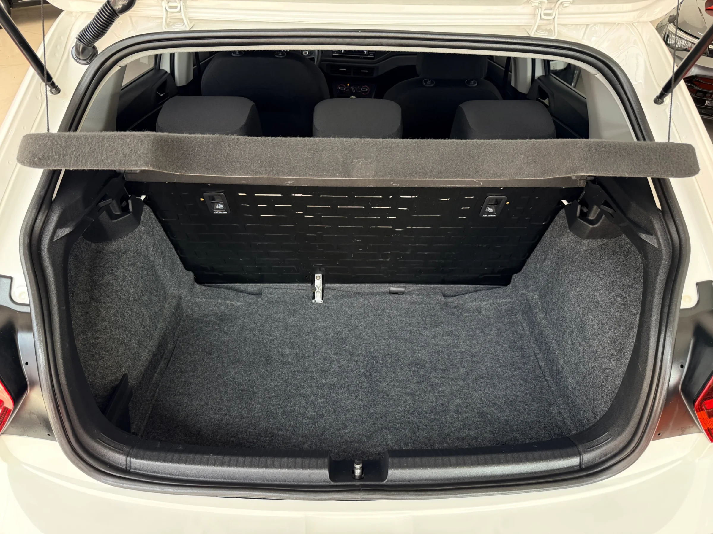 Volkswagen Polo MPI - foto 9